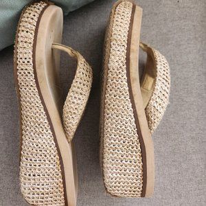 Volatile Flip Flop Wedges Tan size 8